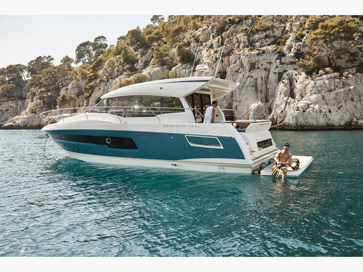 PRESTIGE YACHT P 460 F