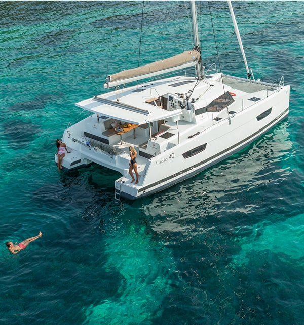 Lucia 40 Fountaine Pajot