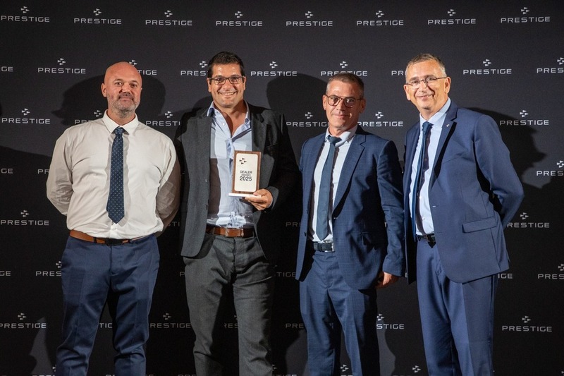 AWARDS : Prestige Yachts – World Dealer Meeting
