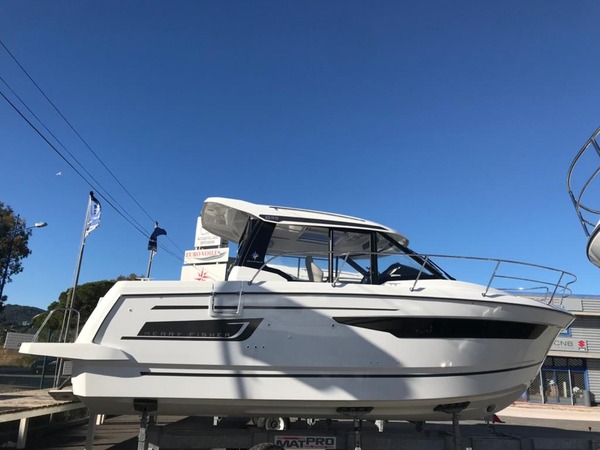 MERRY FISHER 895