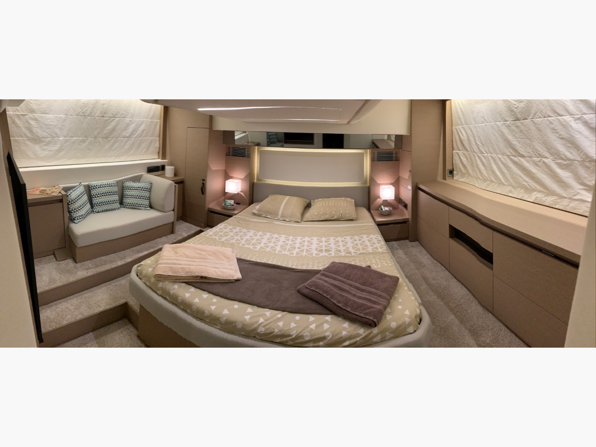 PRESTIGE 460 FLY