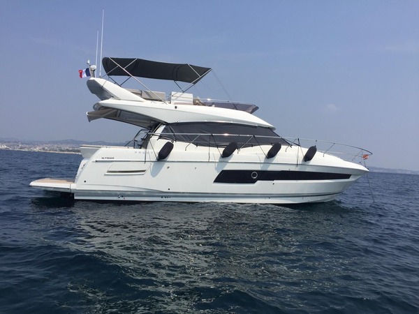 PRESTIGE 460 FLY
