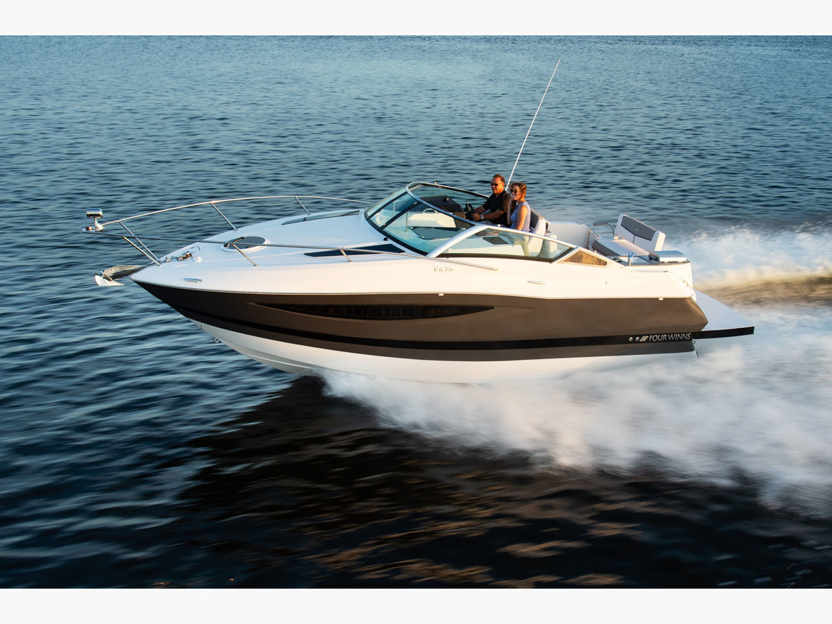 FOUR WINNS Vista 275 bateau neuf à vendre