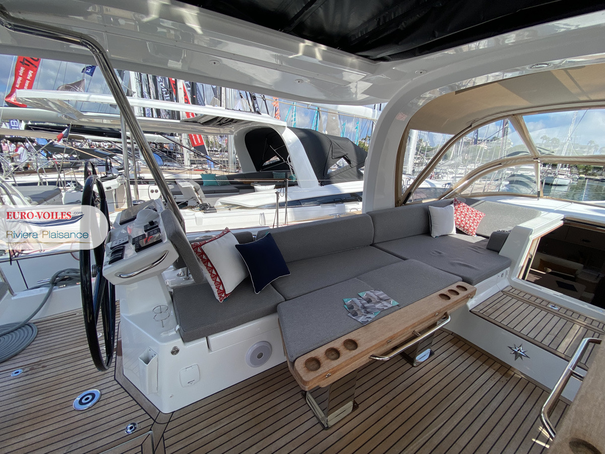 Jeanneau Yatch 60 