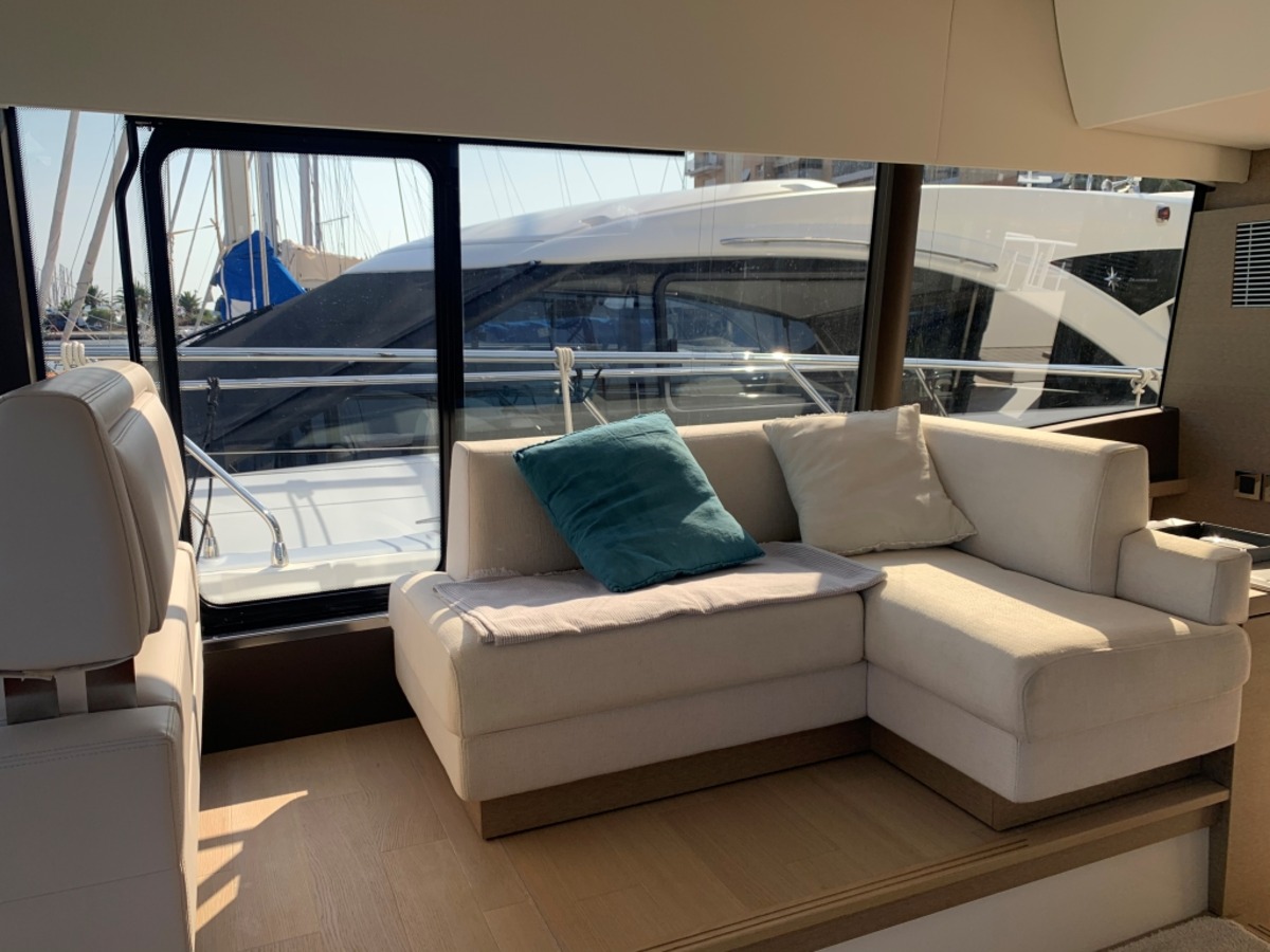 PRESTIGE 520 FLY