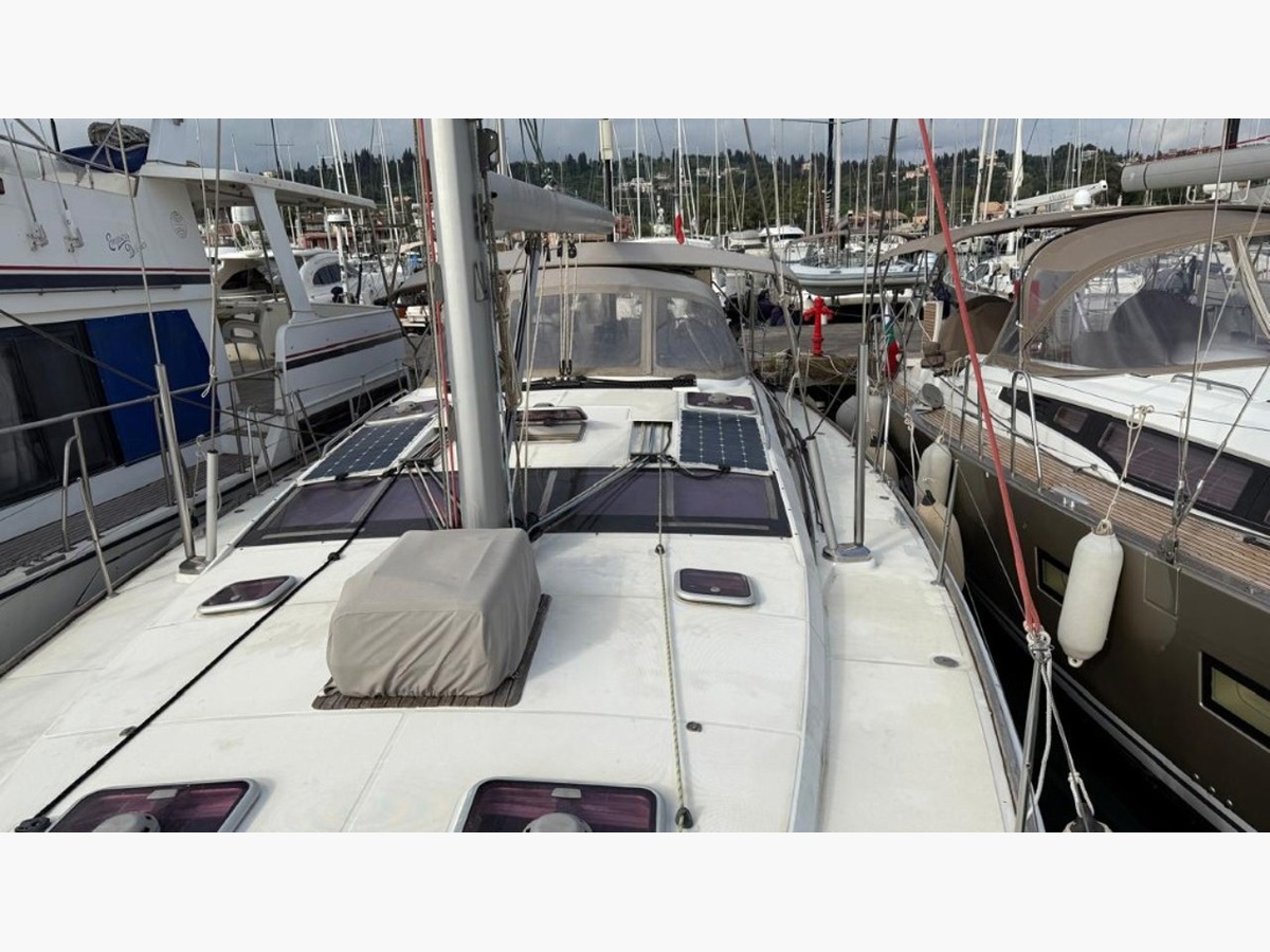 JEANNEAU 53
