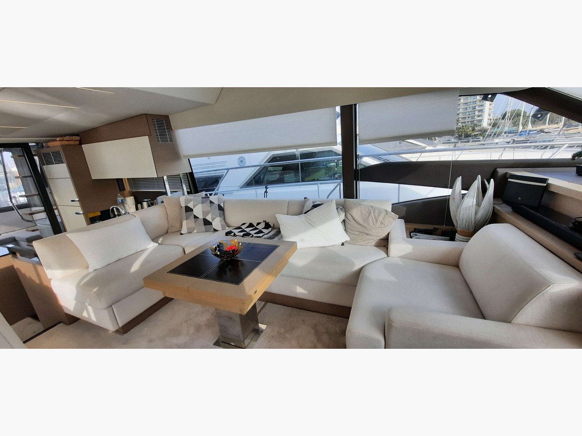 PRESTIGE 520 FLY