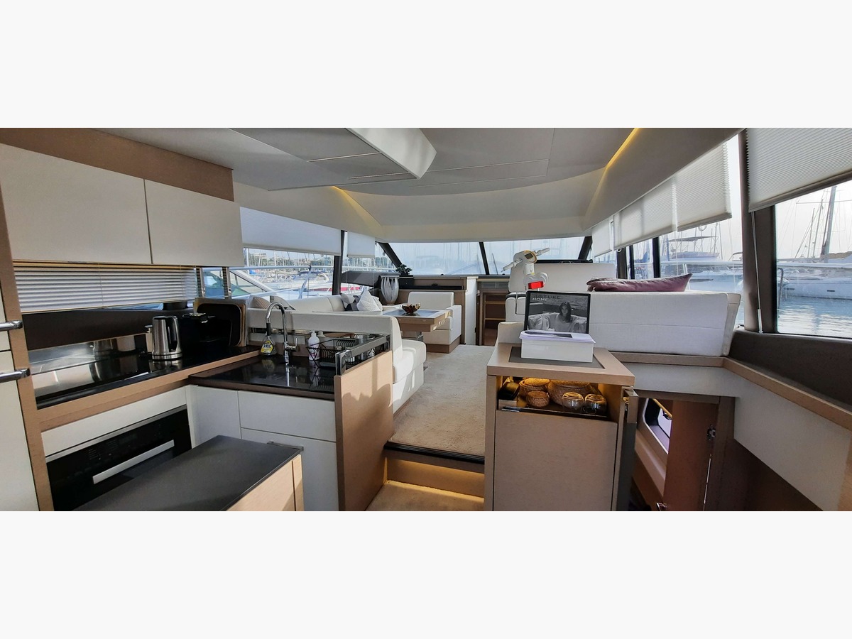 PRESTIGE 520 FLY