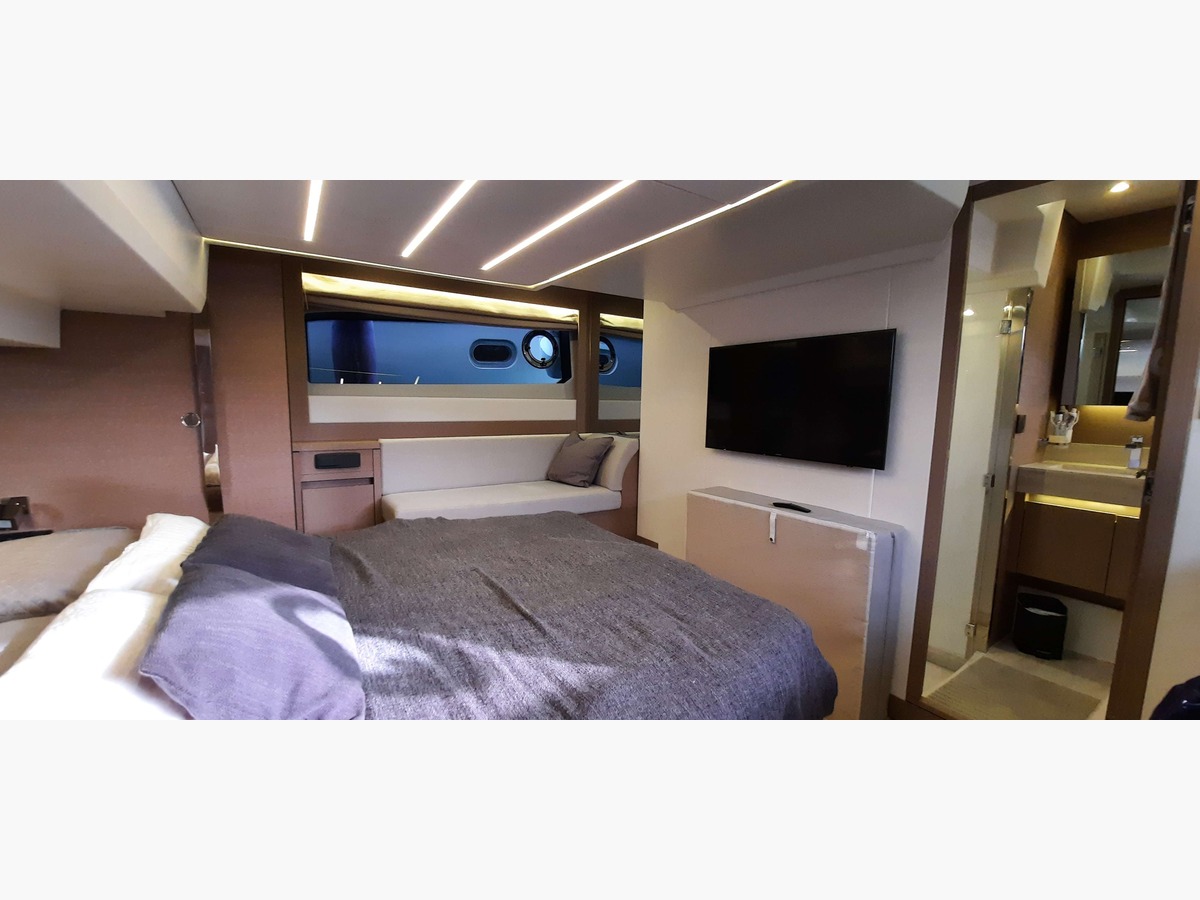 PRESTIGE 520 FLY