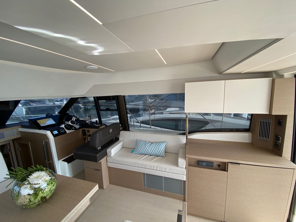 PRESTIGE 420 FLY