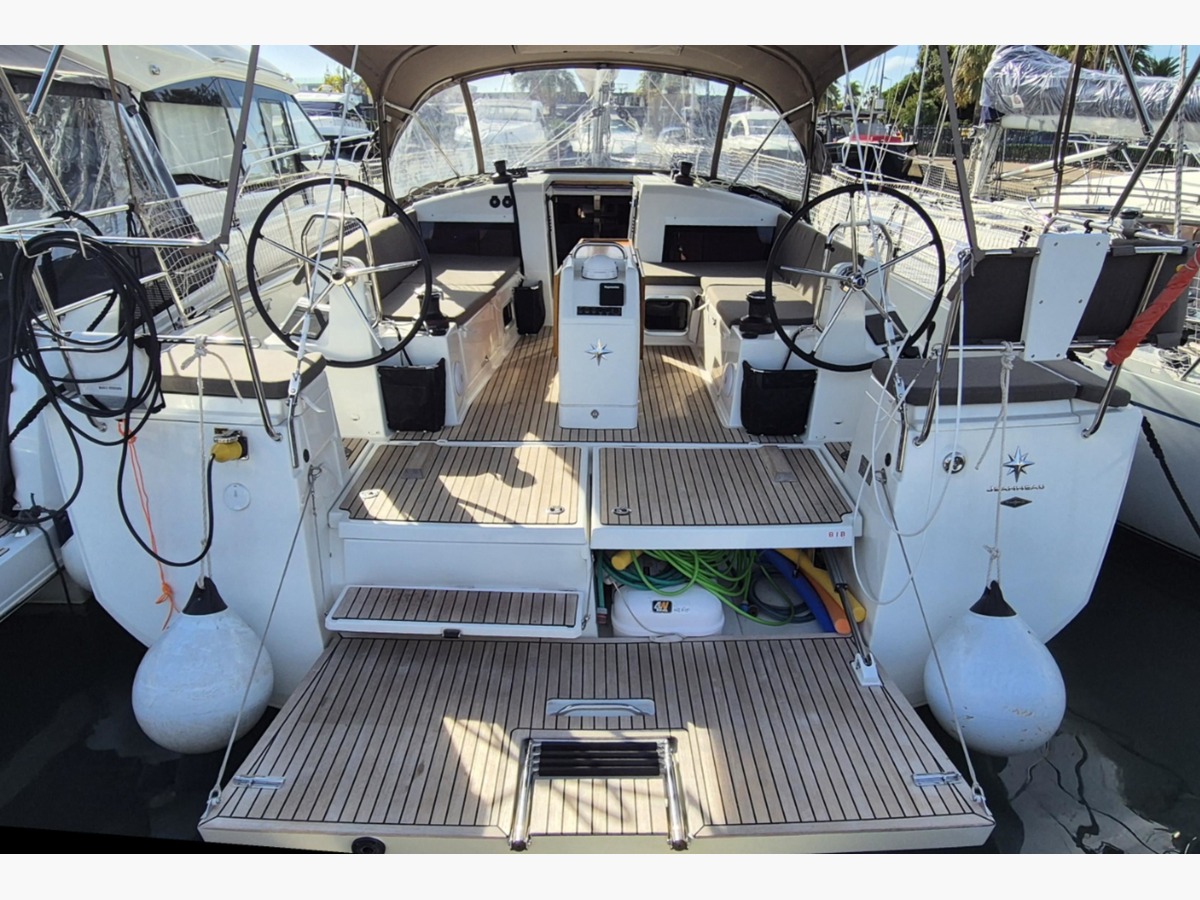 SUN ODYSSEY 440