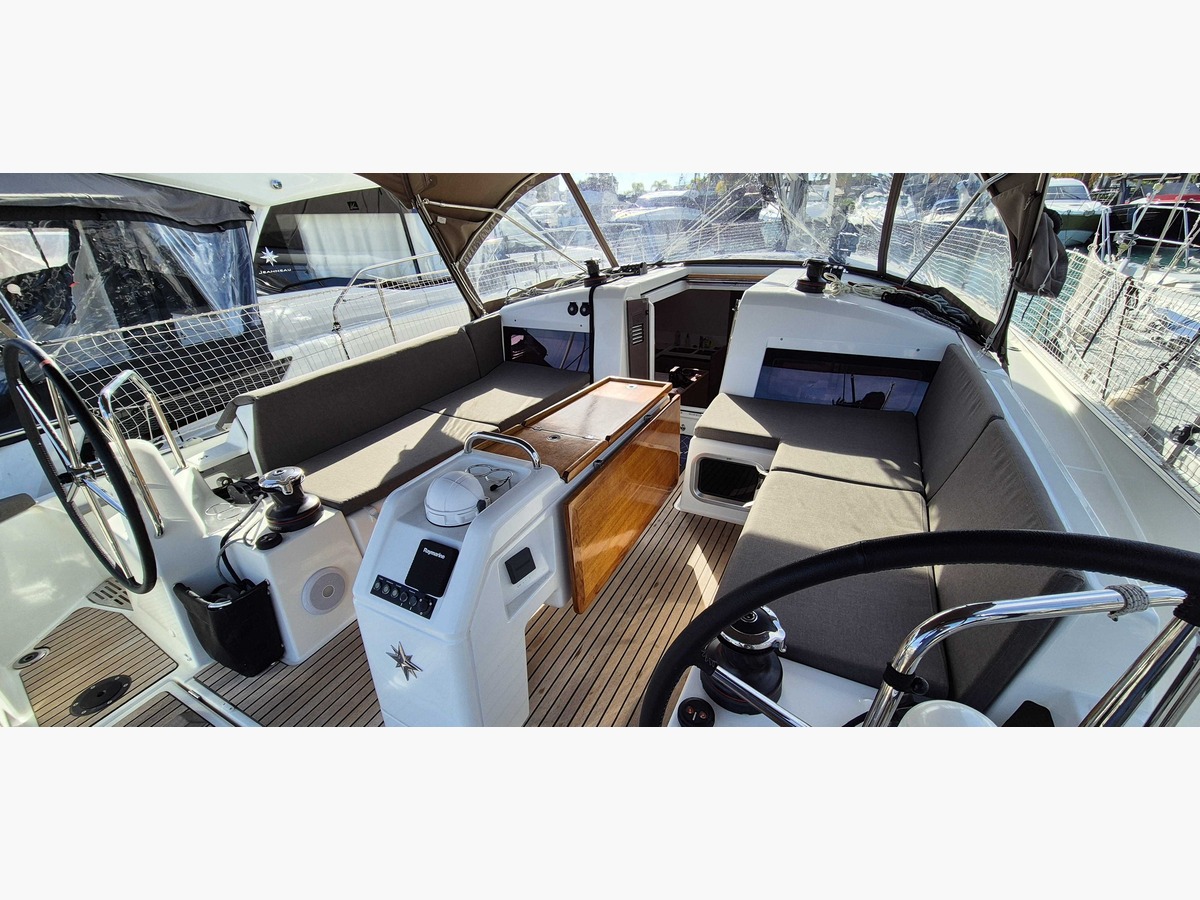 SUN ODYSSEY 440