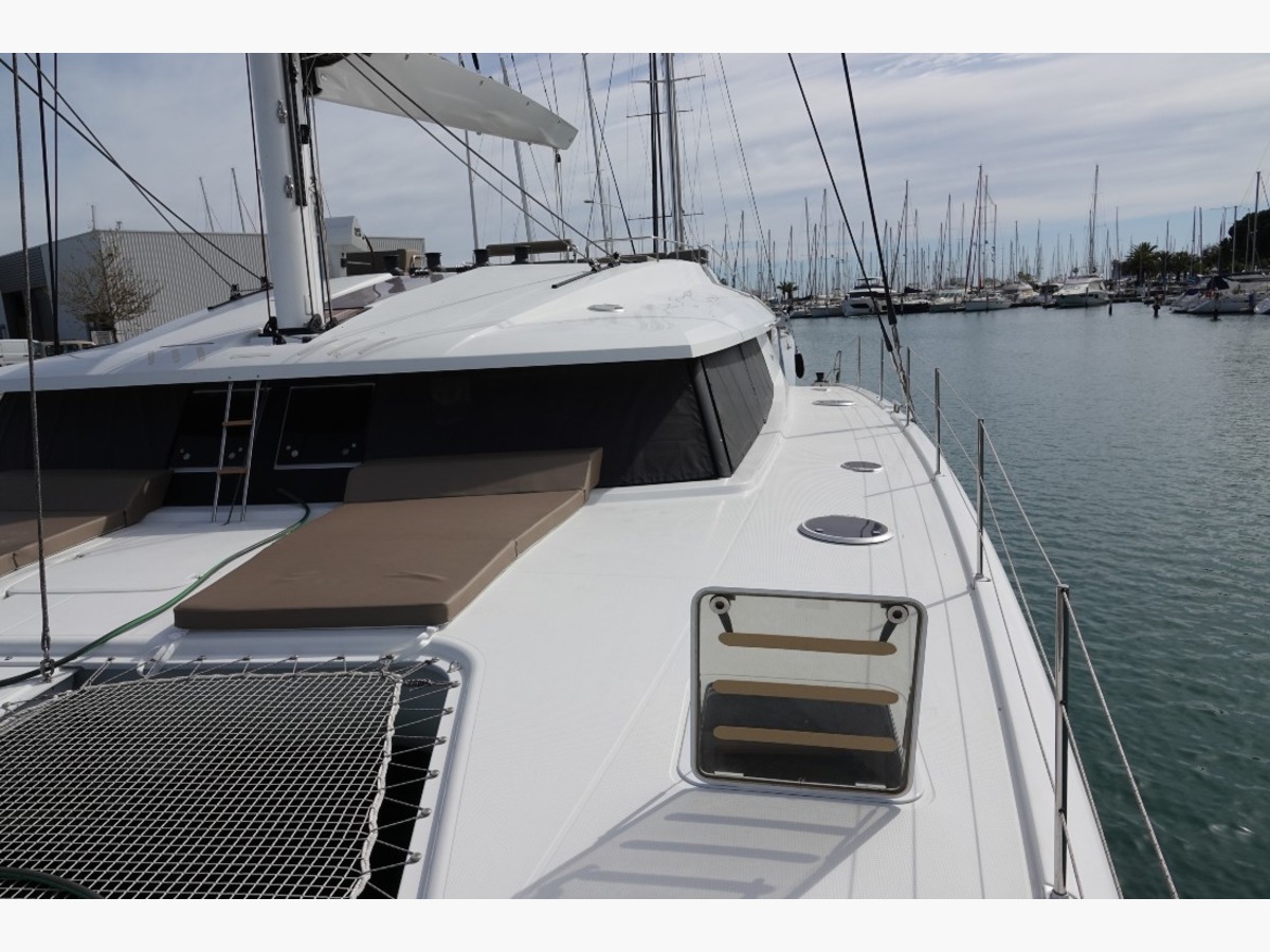 VICTORIA 67