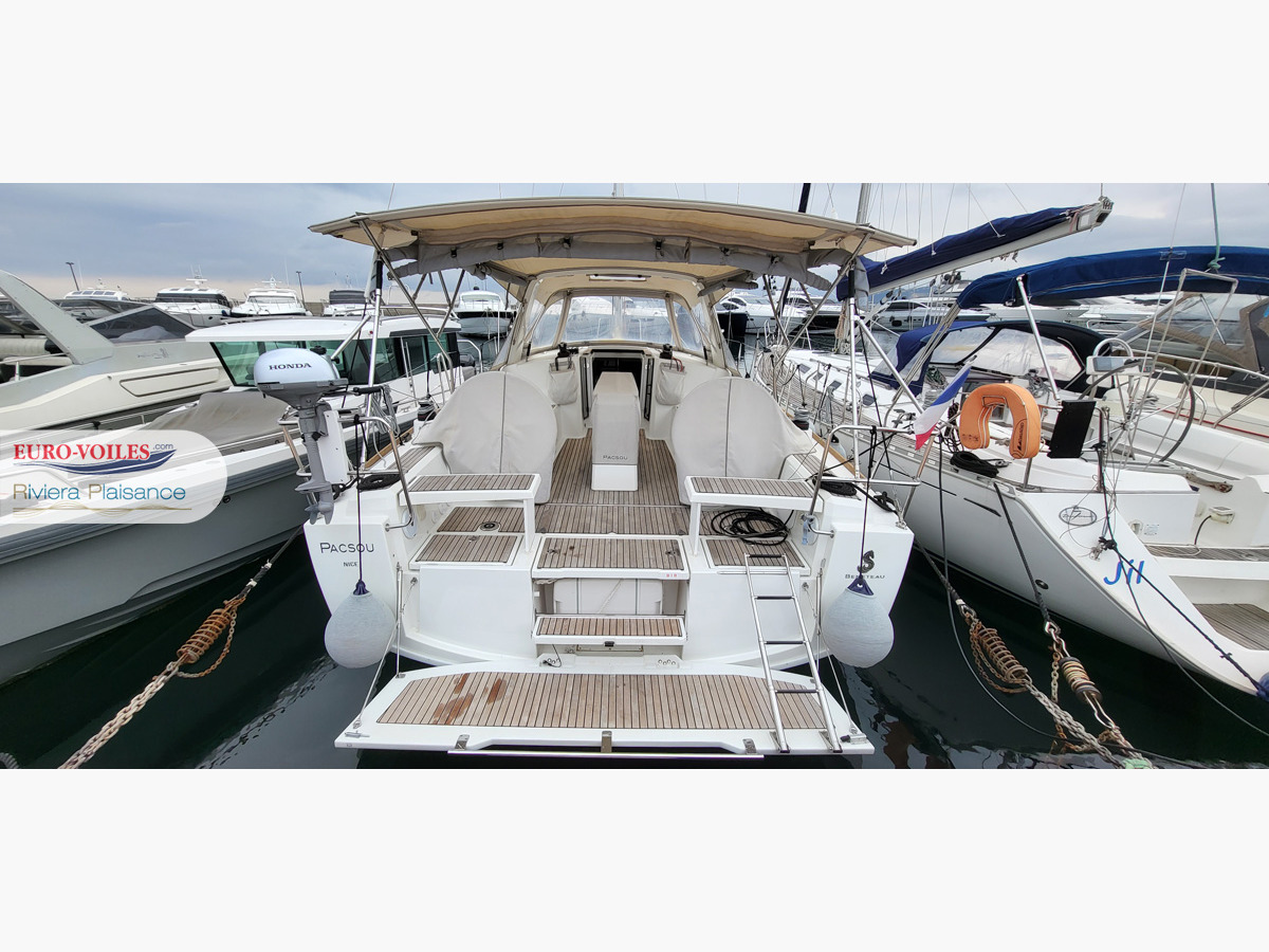 OCEANIS 38.1