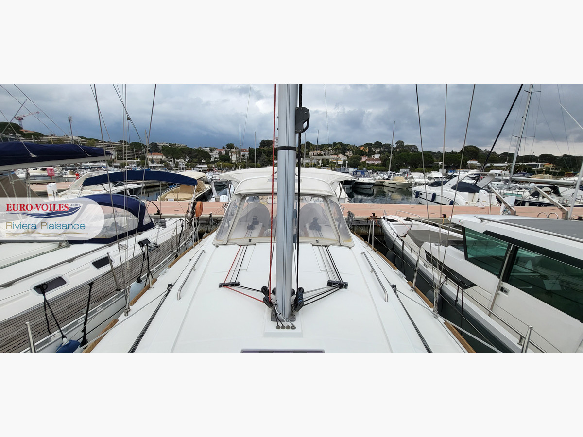 OCEANIS 38.1