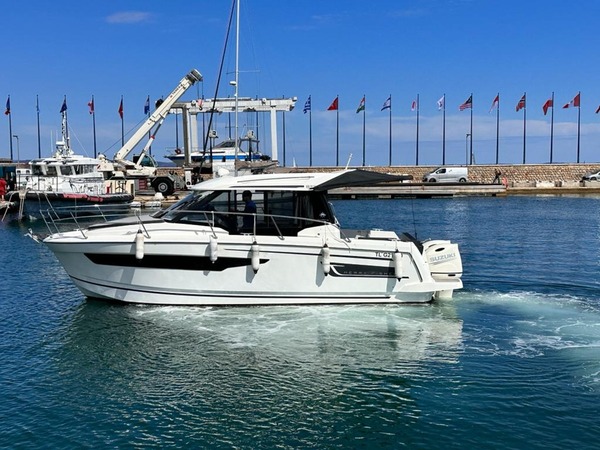 MERRY FISHER 895