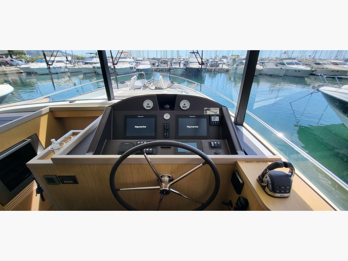 SWIFT TRAWLER 50