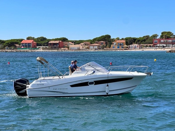 CAP CAMARAT 8.5 WA