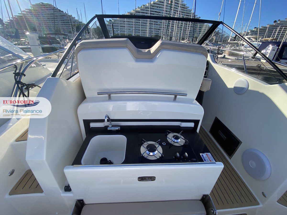 ACTIV 875 SUNDECK