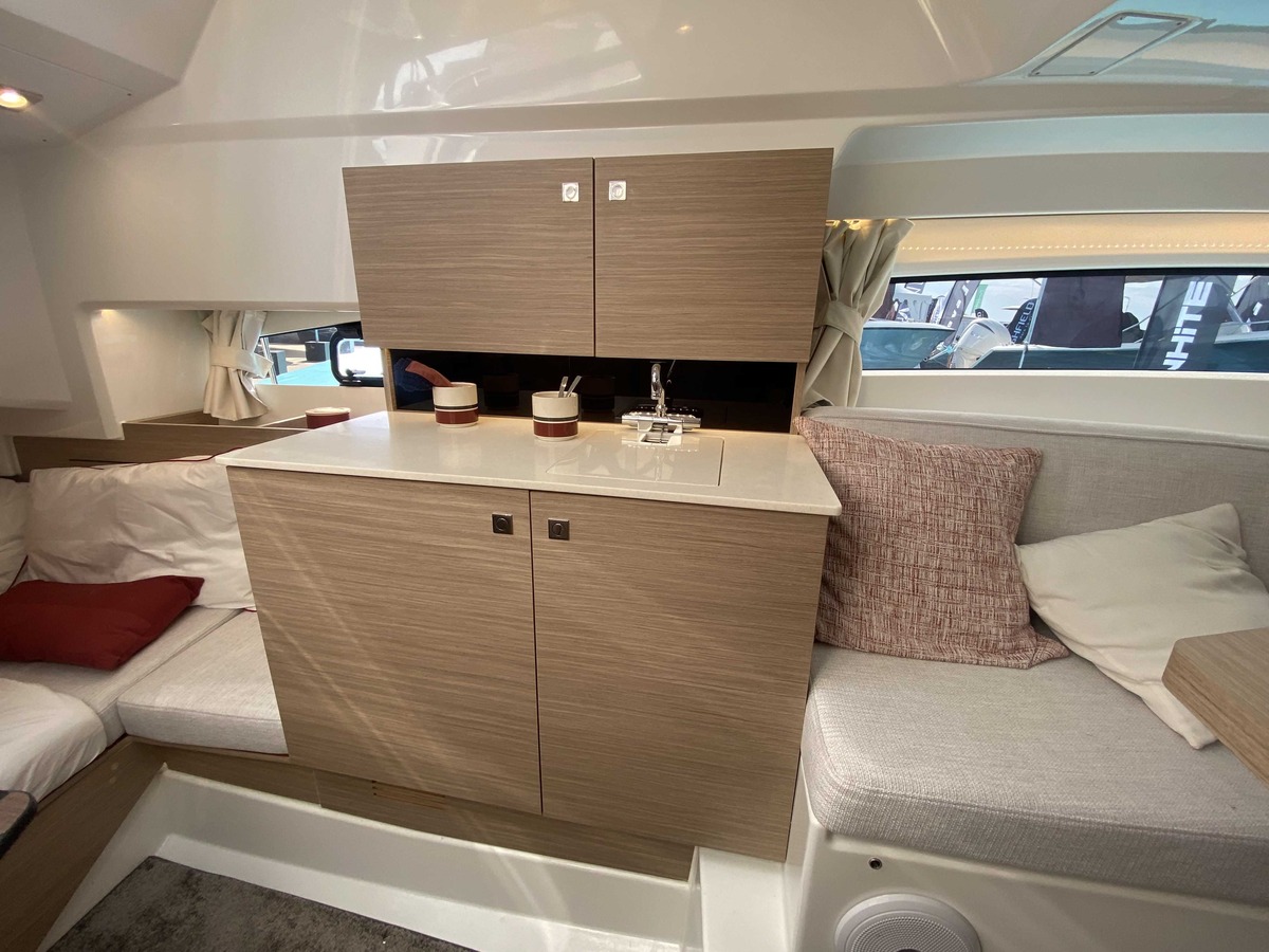 CAP CAMARAT 9.0 WA S�rie 2