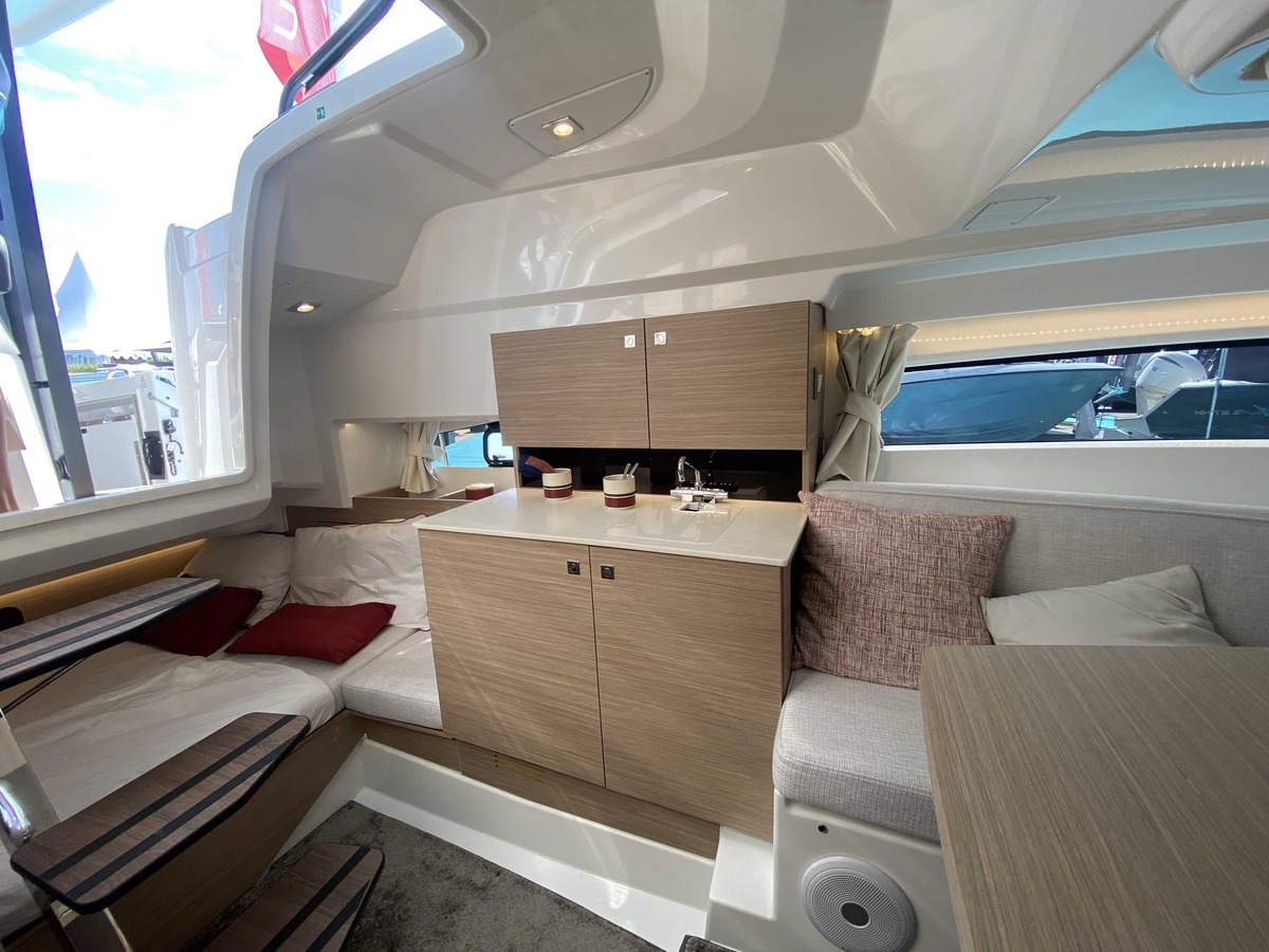 CAP CAMARAT 9.0 WA S�rie 2