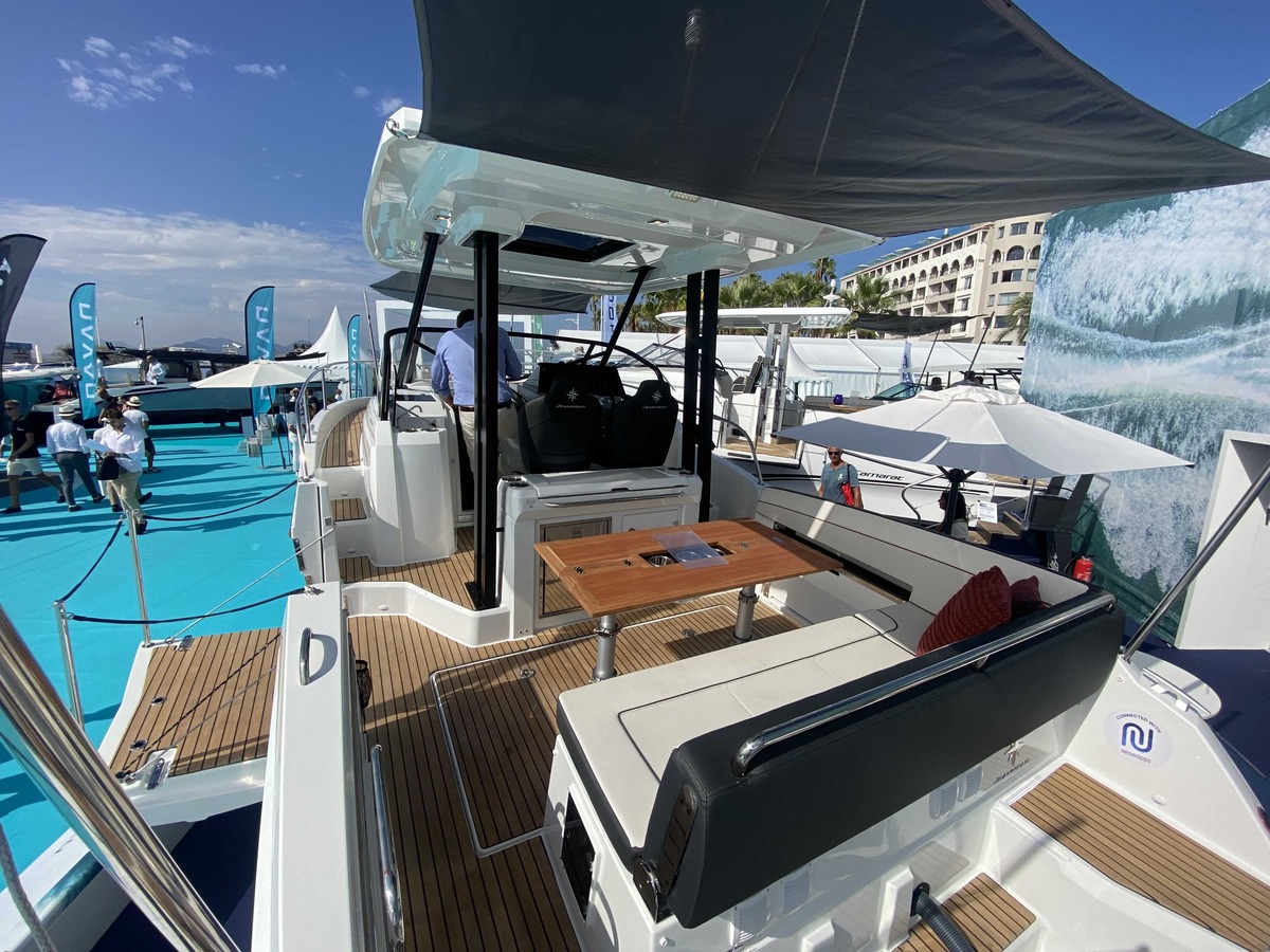 CAP CAMARAT 9.0 WA S�rie 2