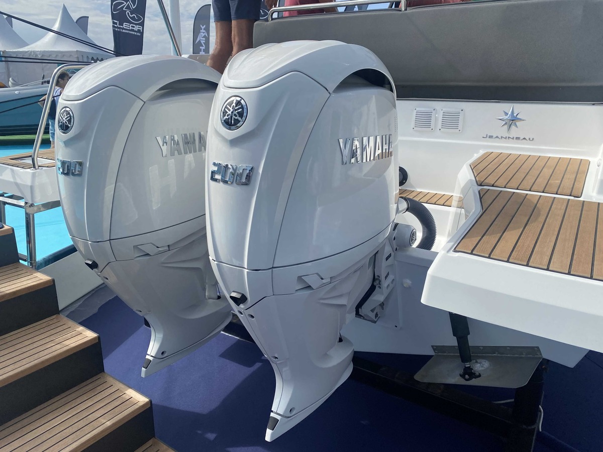 CAP CAMARAT 9.0 WA S�rie 2