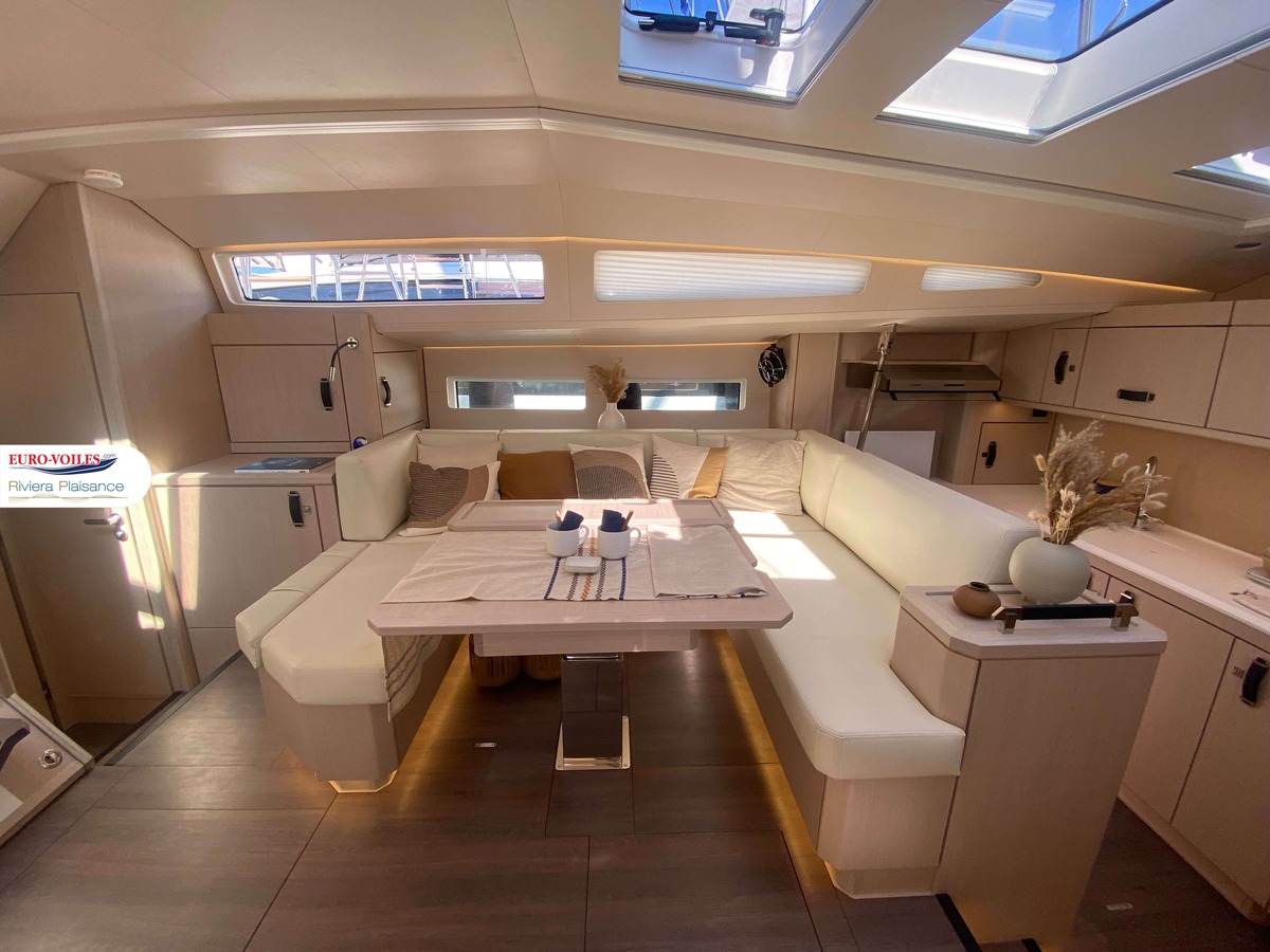 JEANNEAU YACHT 60