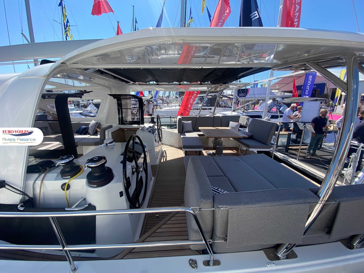 JEANNEAU YACHT 60
