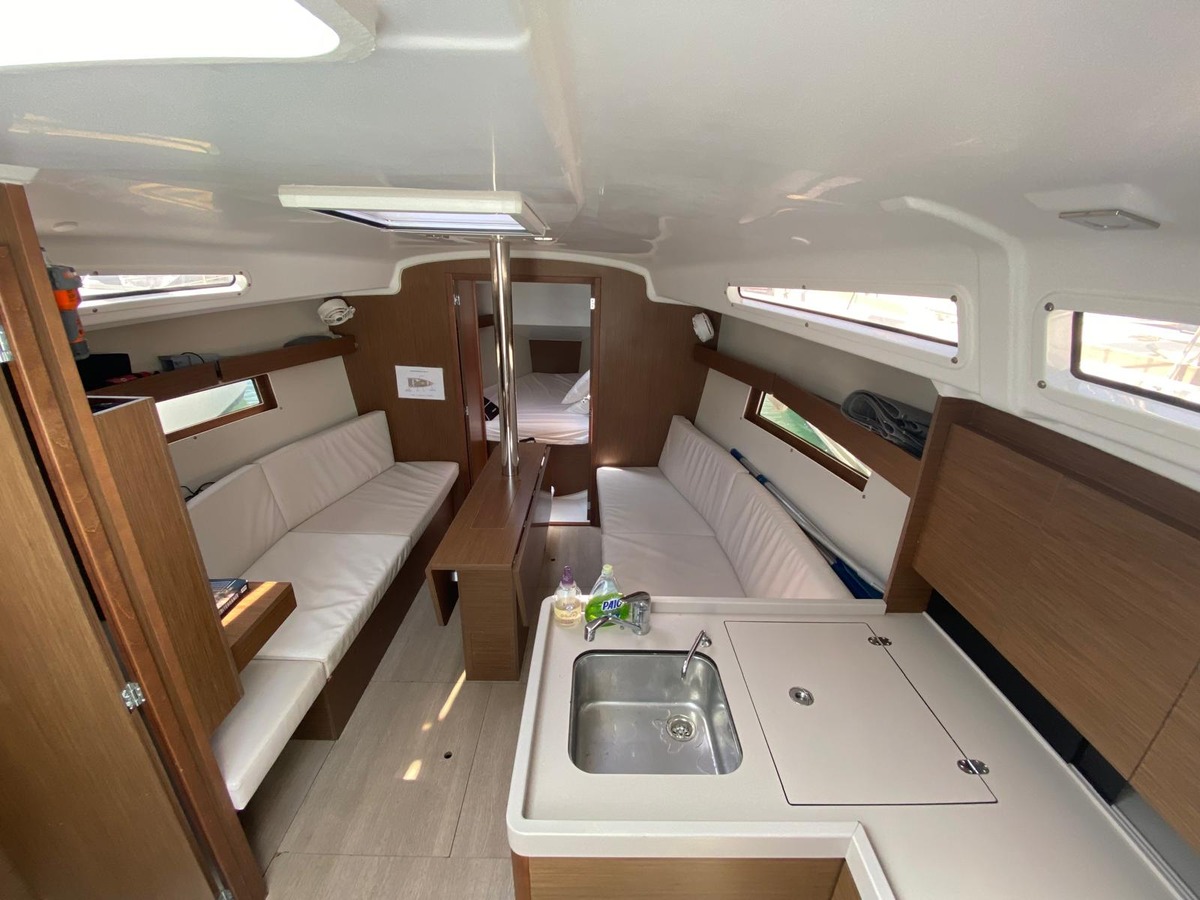 oceanis 34.1