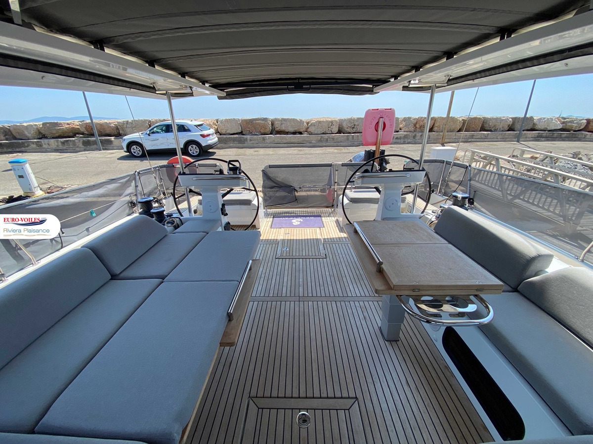 OCEANIS 60
