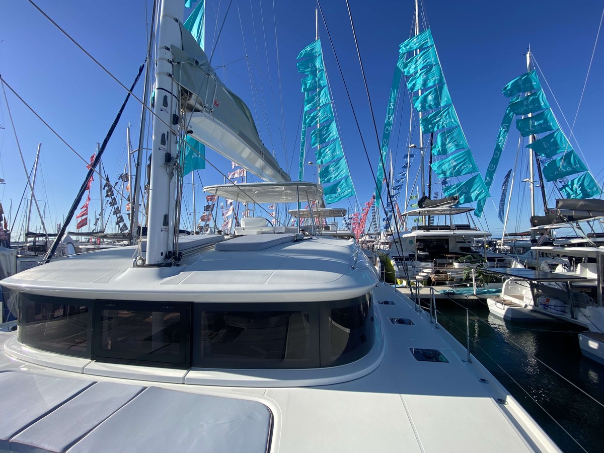 LAGOON 51