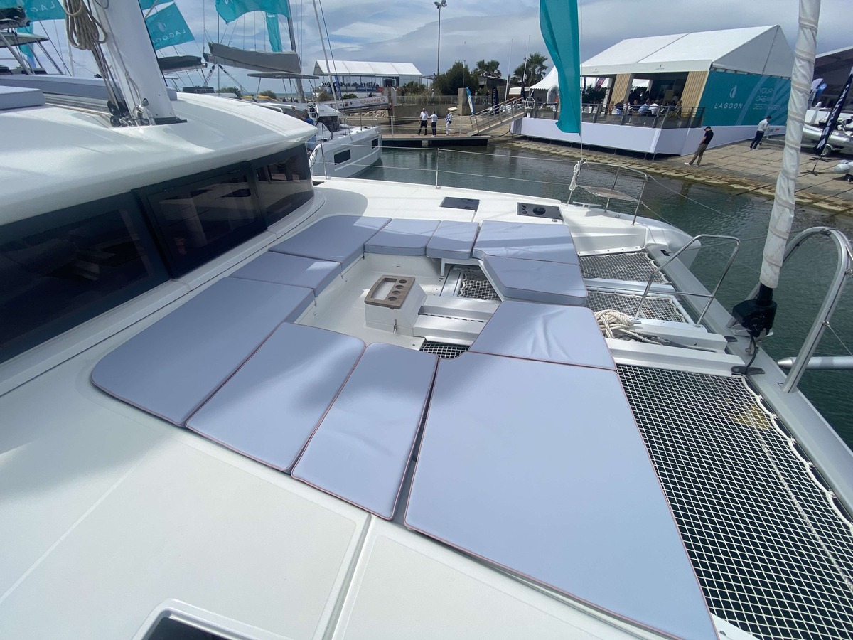 LAGOON 51