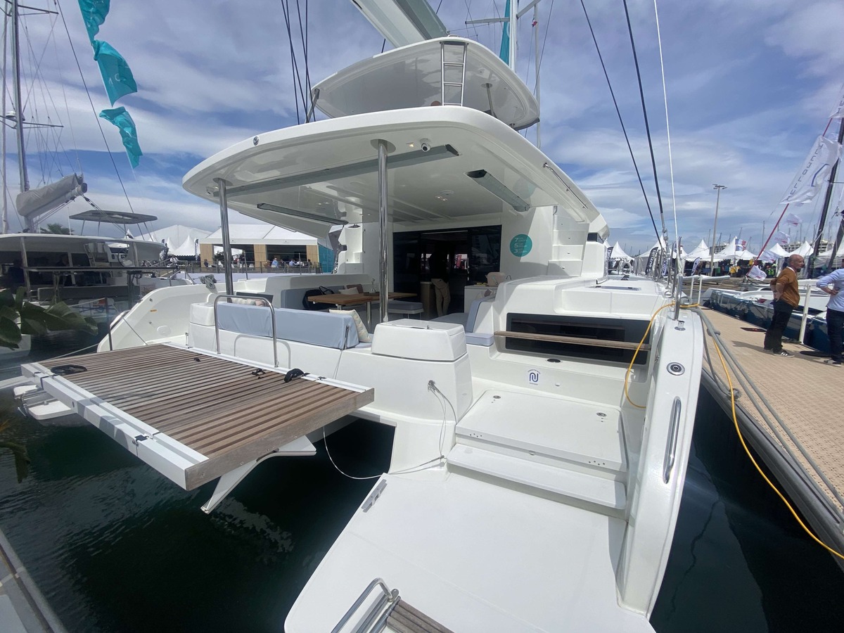 LAGOON 51
