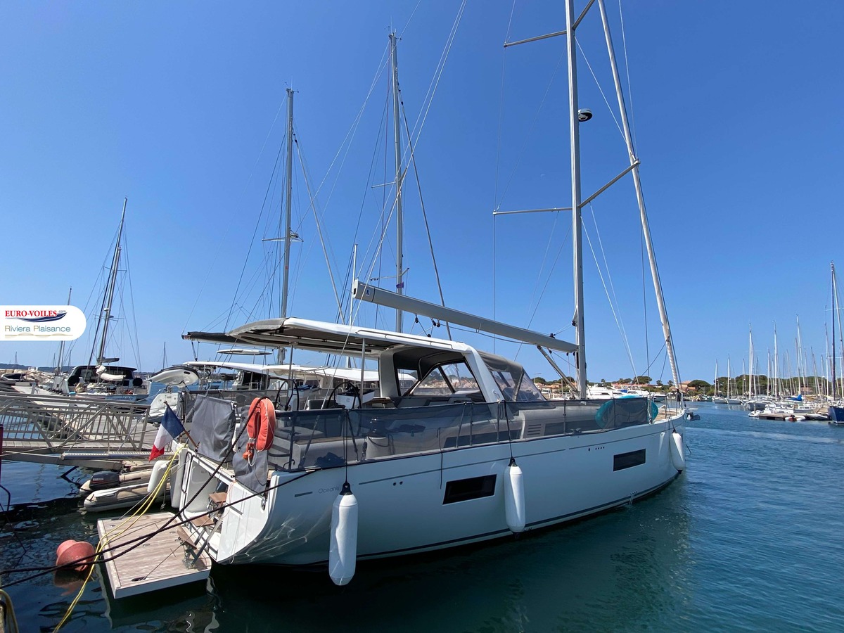 OCEANIS 60