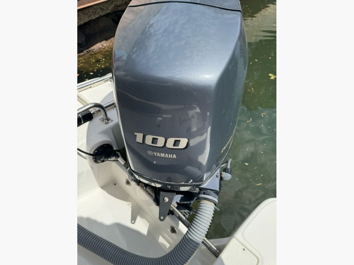 CAP FERRET 572 CRUISER