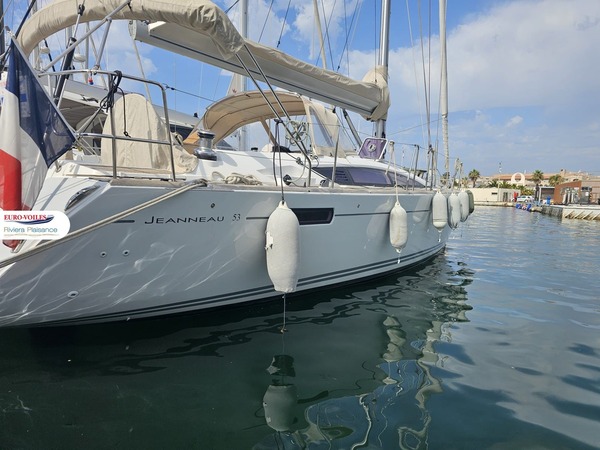 JEANNEAU 53