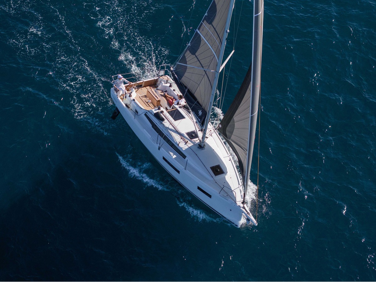 SUN ODYSSEY 350