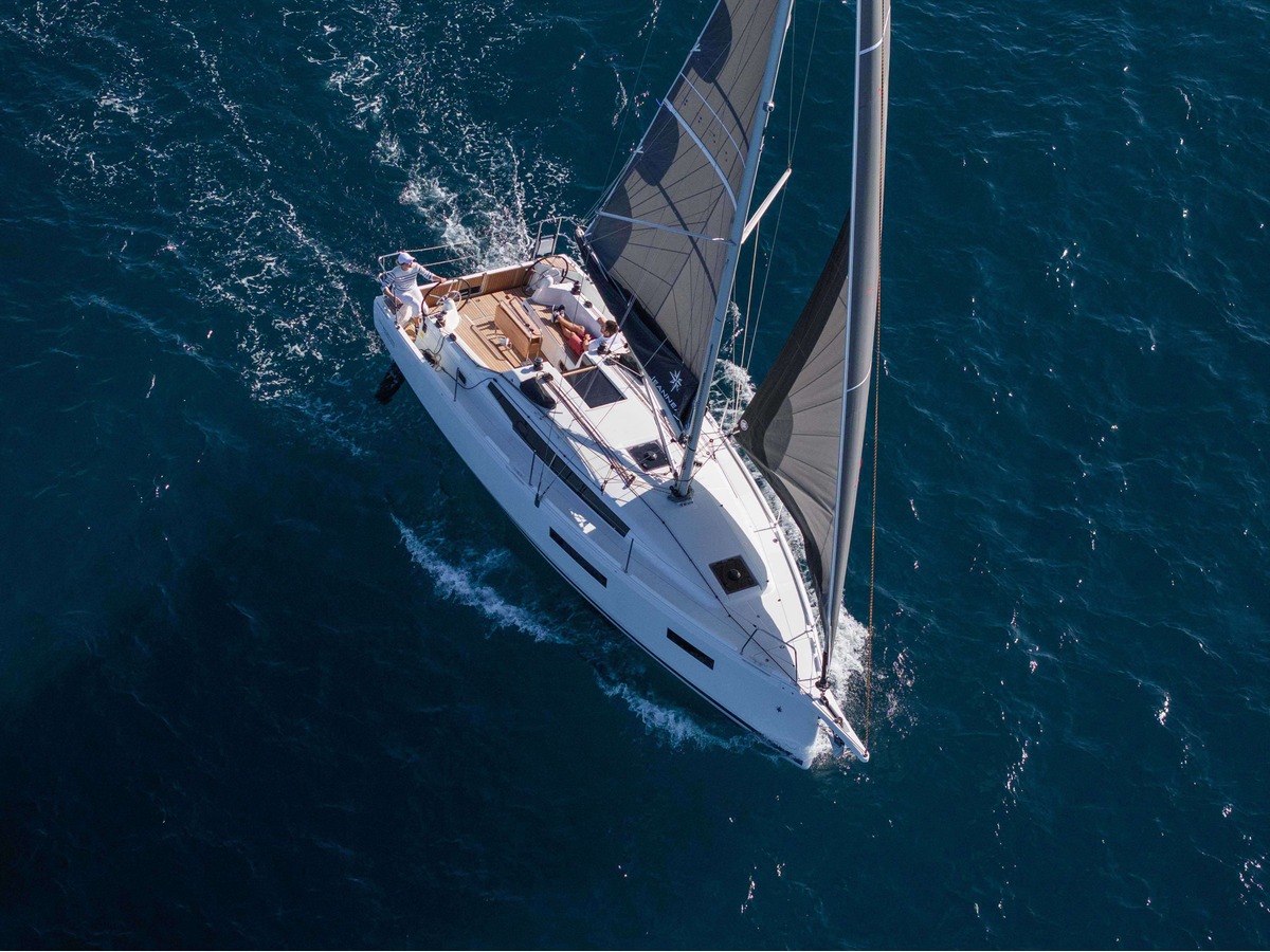 SUN ODYSSEY 350