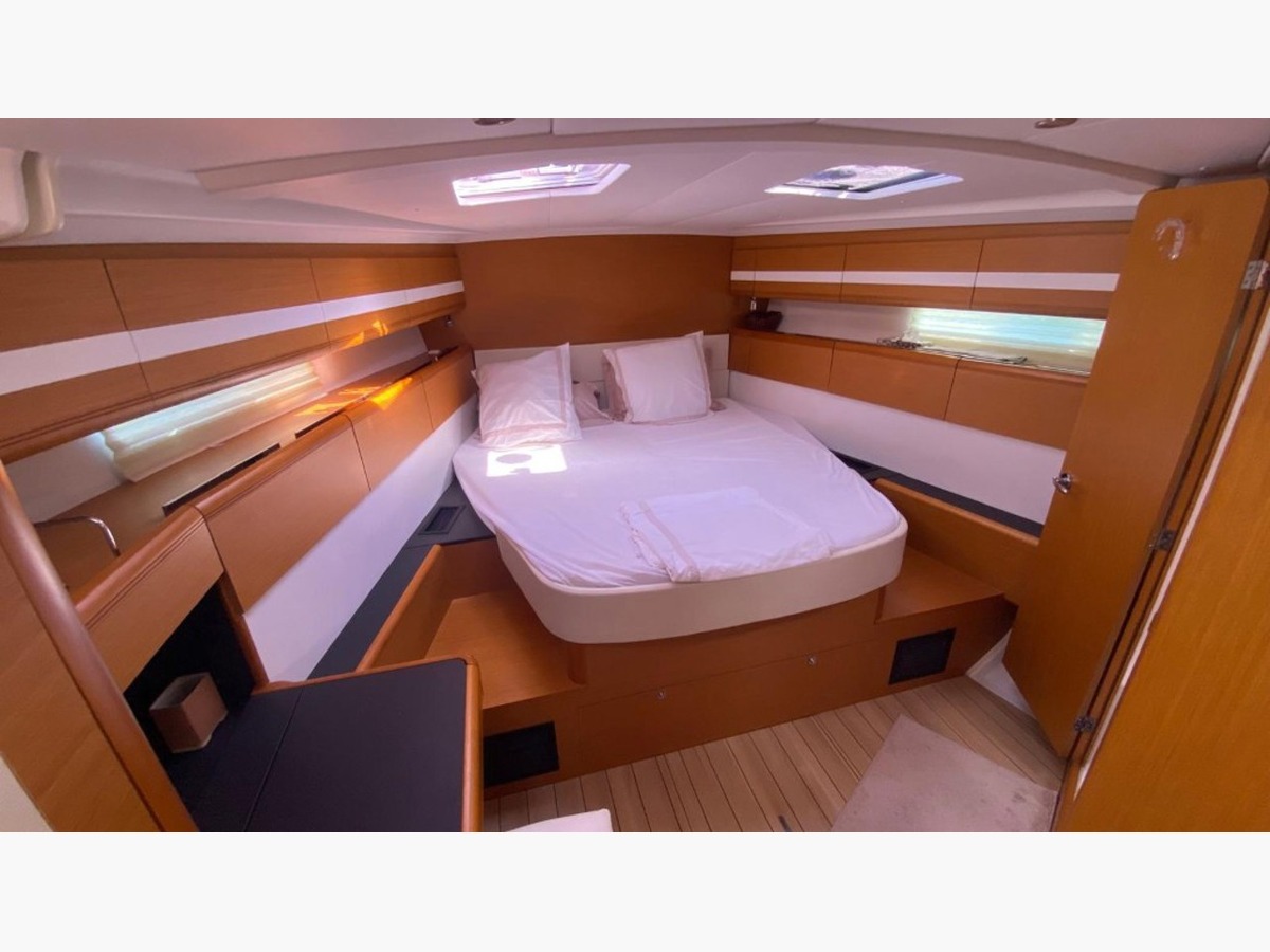 jeanneau  53