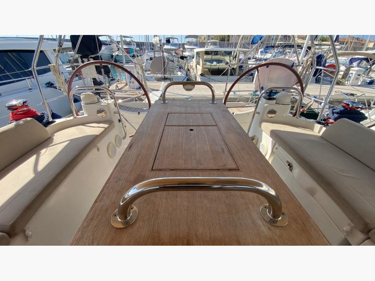 jeanneau  53