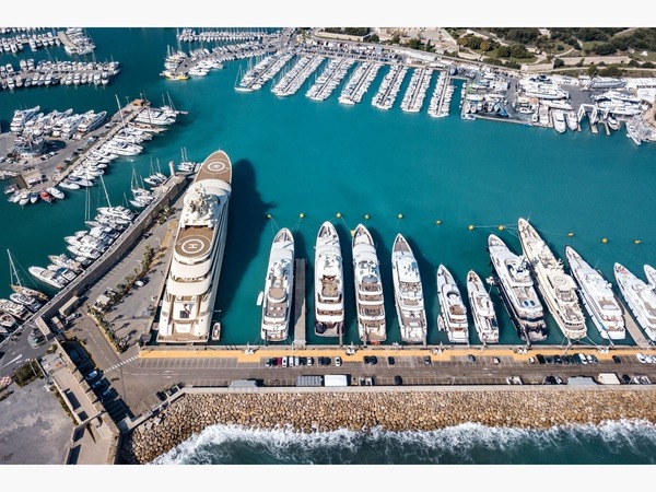 ANTIBES