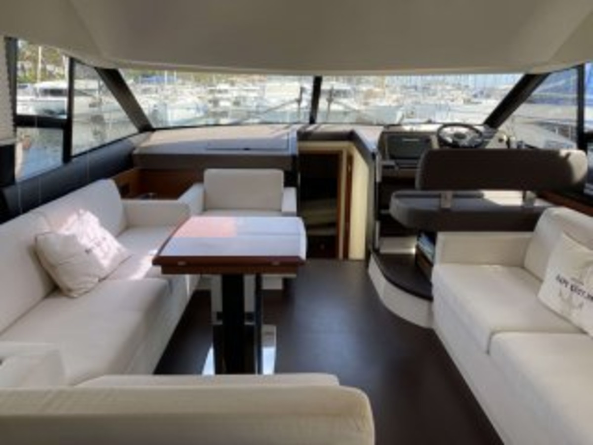 PRESTIGE 500 FLY