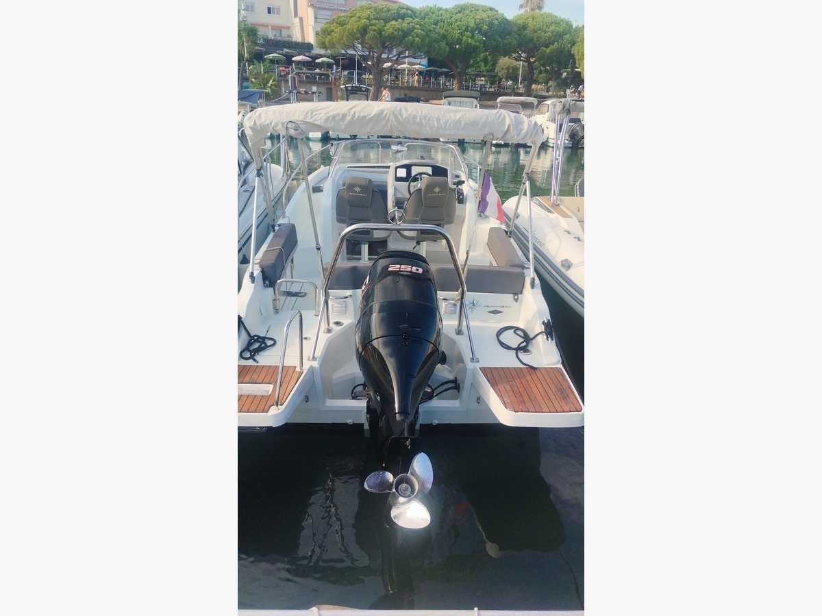 CAP CAMARAT 7.5 WA Srie 2