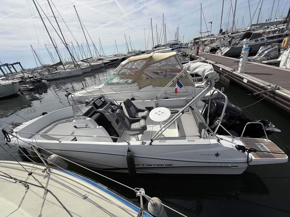 CAP CAMARAT 7.5 CC Srie 2