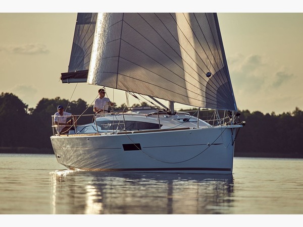SUN ODYSSEY 319