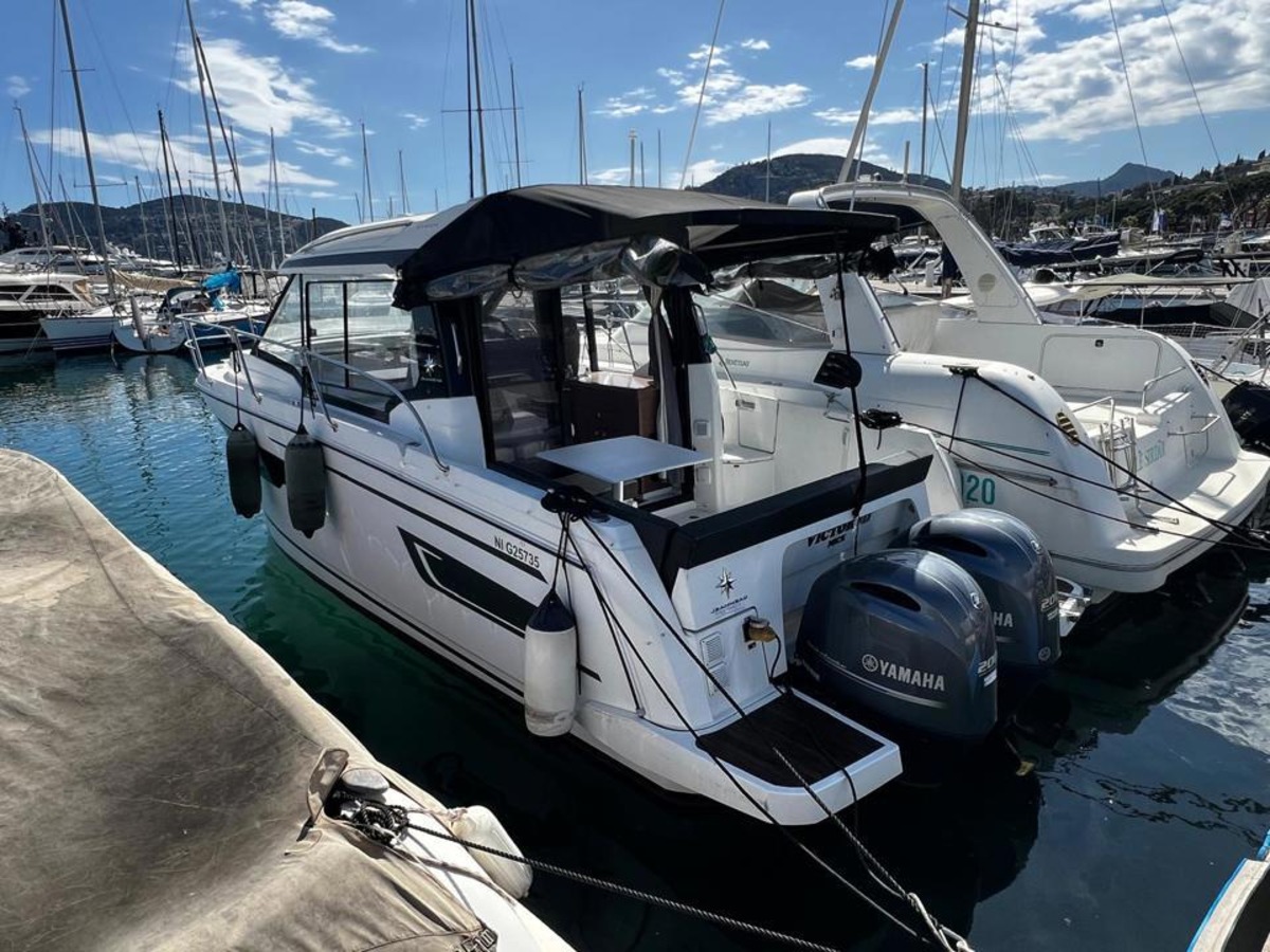 Merry Fisher 895 Offshore