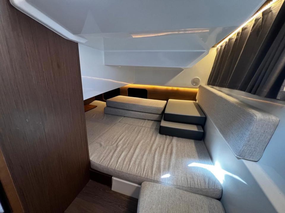 Merry Fisher 895 Offshore