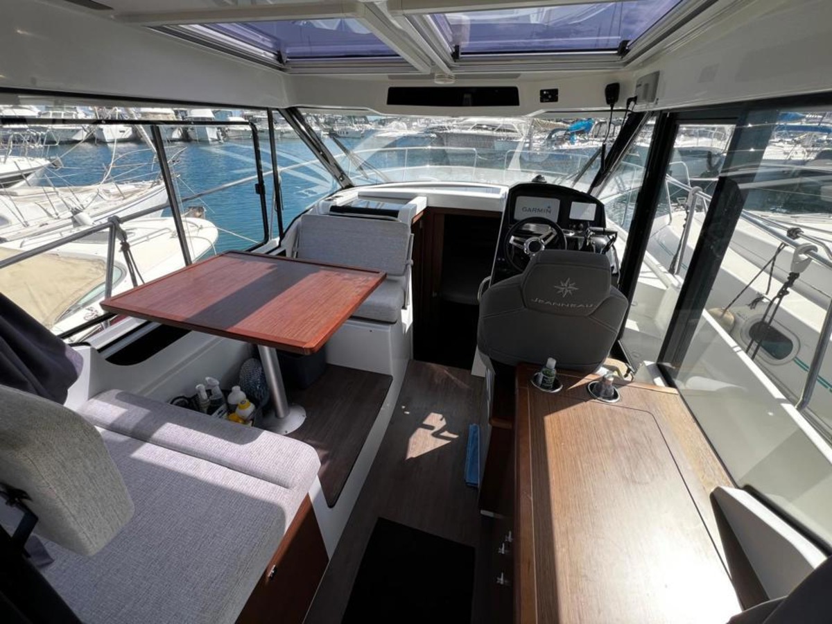 Merry Fisher 895 Offshore