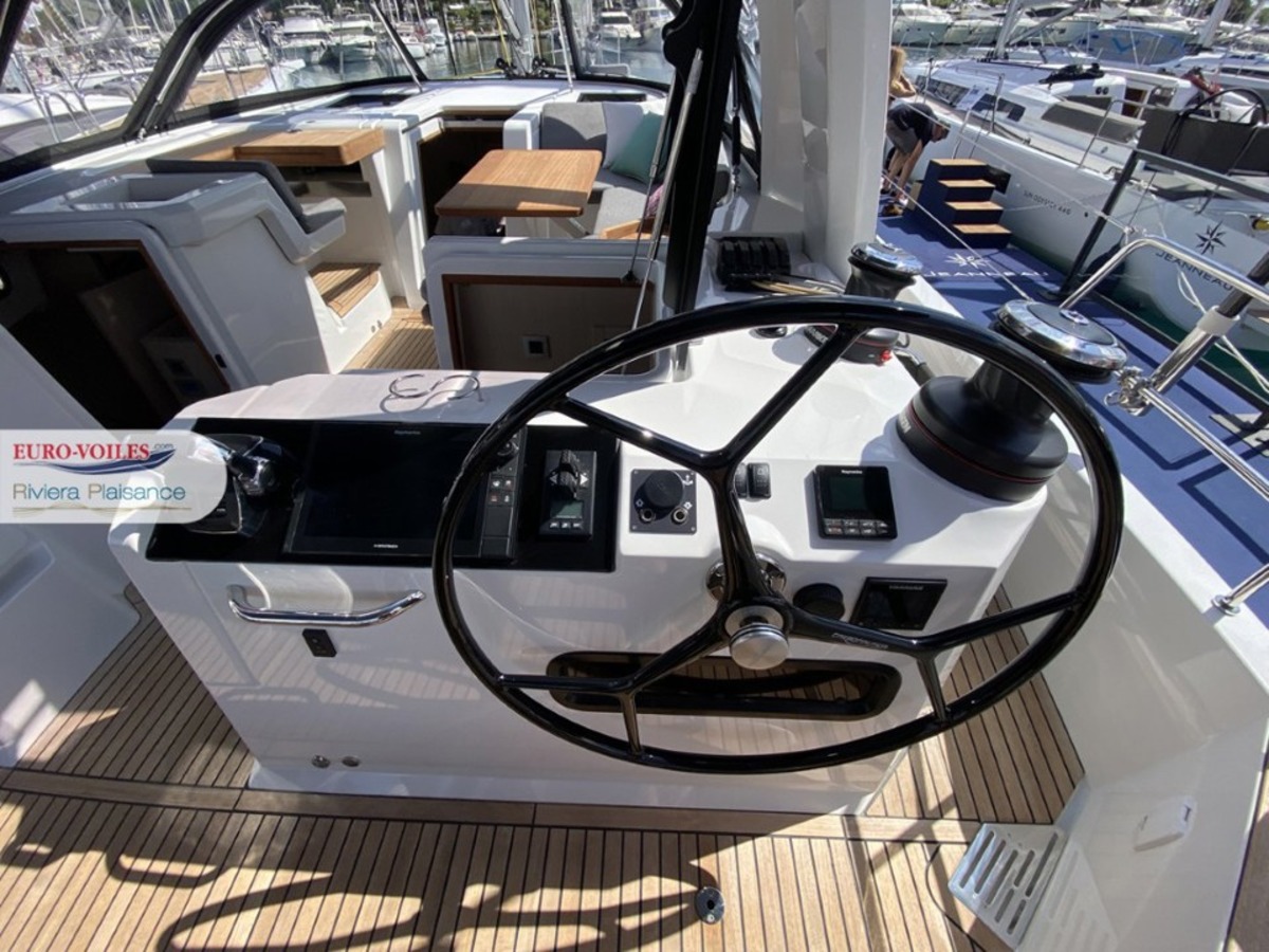 JEANNEAU YACHTS 55